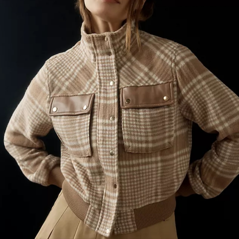 NWT Bagatelle Collection Tan & White Neutral Long Sleeve Bomber Jacket Medium